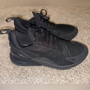 Nike AirMax 270 Triple Black Sneakers